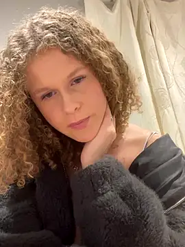 Bellaxo 1 online show from 11.15.25