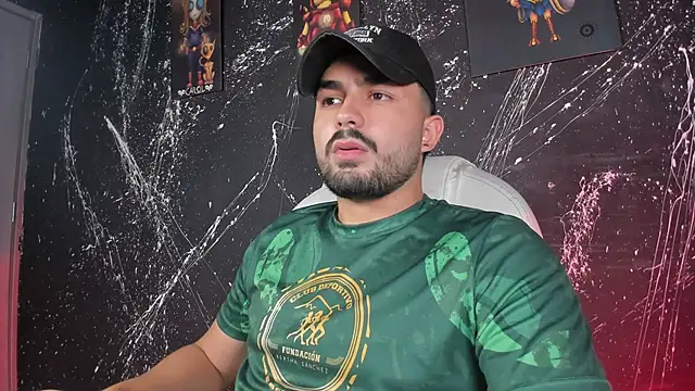 Snapshot of JonnSnow_ chatting on 11.09.25 JonnSnow online show from 11.09.25