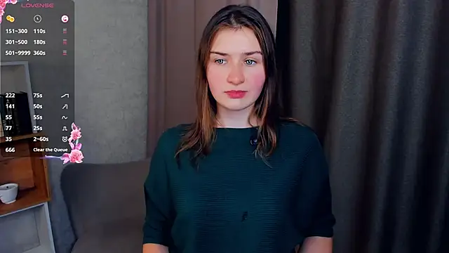 JosieNadile online show from 11.06.25