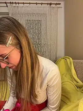 EveLunny online show from 01.16.26