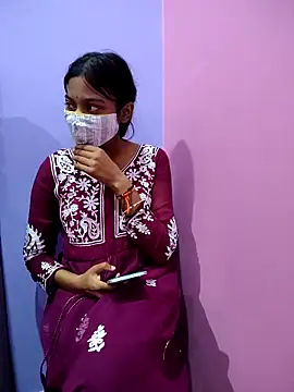 Student12th online show from 11.08.25