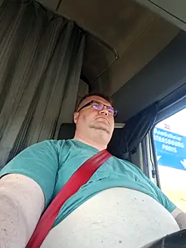 Snapshot of Grase44 chatting on 03.19.26 Grase44 online show from 03.19.26