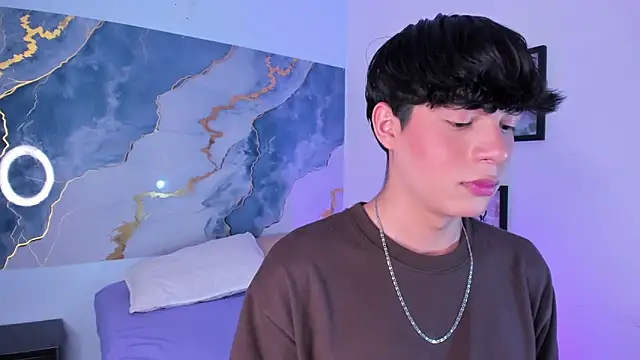 Isaac Kurtt online show from 11.14.25