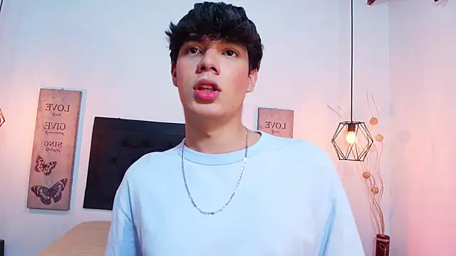 Isaac Kurtt online show from 11.20.25