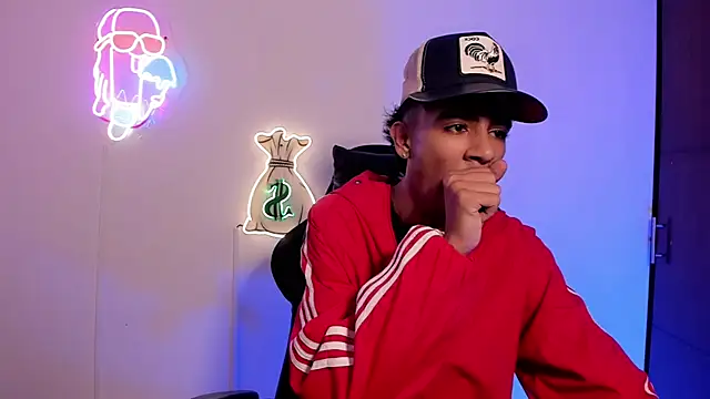 Snapshot of Quetzal_coatl_ chatting on 11.11.25 Quetzal coatl online show from 11.11.25