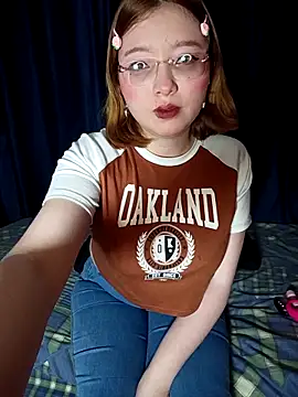 Michi sauria1 online show from 12.18.25