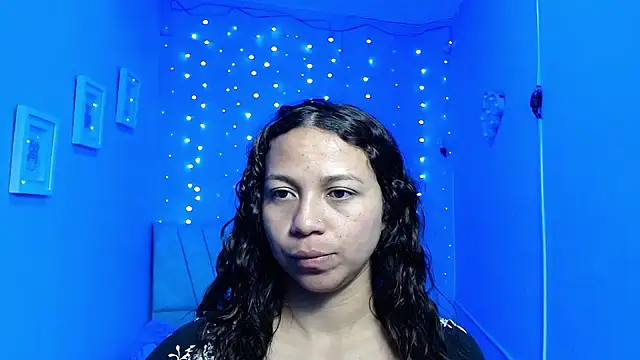 monika 256 online show from 11.10.25