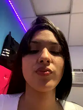 Chiquinquira3 online show from 11.20.25