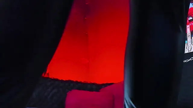 KatrinaStone online show from 04.13.26