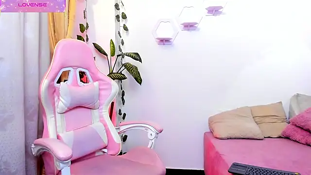 Isabella7   online show from 11.10.25