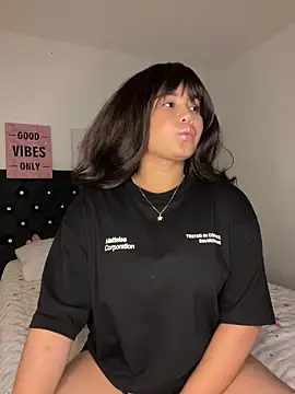 LoliitaBennett online show from 03.29.26