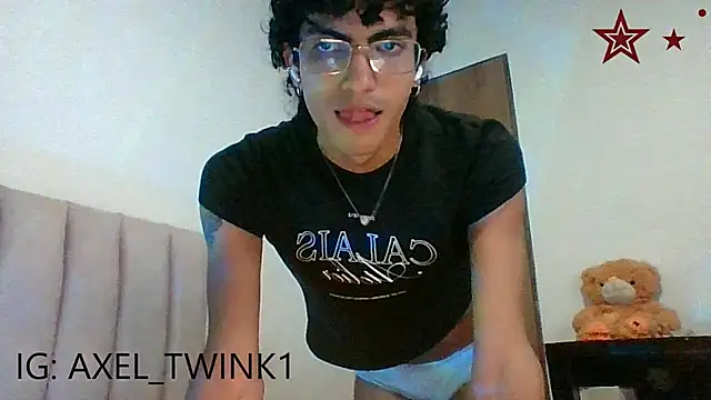 Snapshot of axel_love13 chatting on 01.13.26 axel love13 online show from 01.13.26