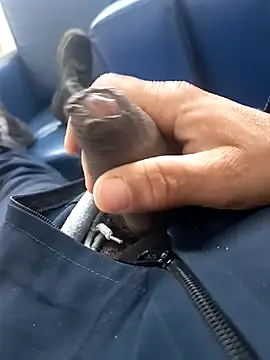 Loquillopajero online show from 12.21.25