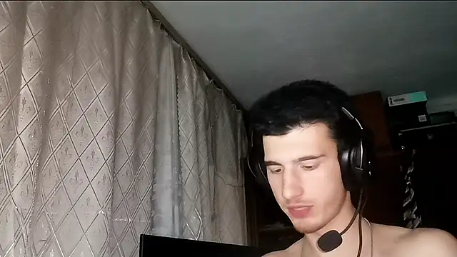 JamesLagerfeld online show from 11.11.25