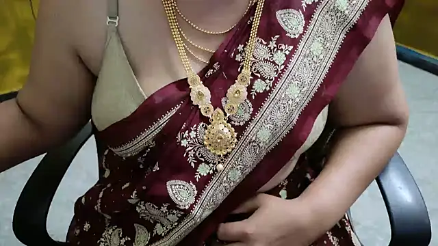 Tamil VirginAss2 online show from 11.25.25