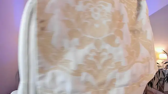 Scarlett Bunny  online show from 04.09.26