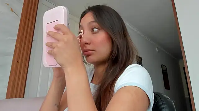 LilyGarcia online show from 06.20.26