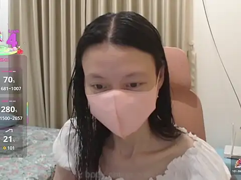 Lil-Cherries online show from 11.23.25