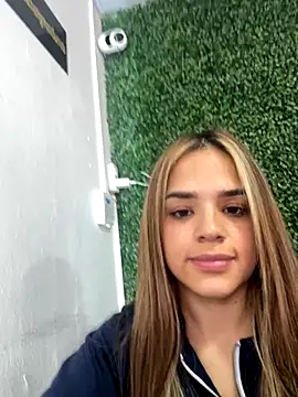 Sara  Secret online show from 11.27.25