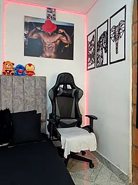 Snapshot of MIKE_KILIANjs chatting on 12.02.25 MIKE KILIANjs online show from 12.02.25