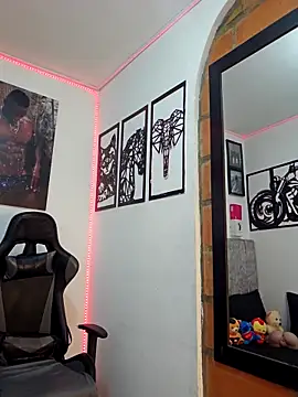 MIKE KILIANjs online show from 04.09.26