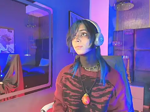 luxiel  online show from 04.16.26