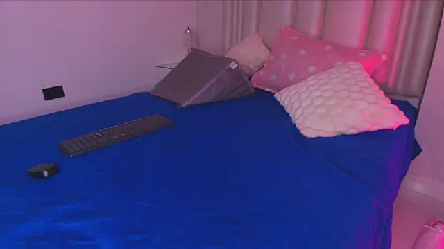 alanarose18 online show from 01.09.26