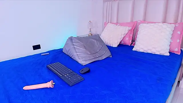 alanarose18 online show from 02.11.26