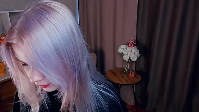 DonnetteShaban online show from 11.07.25