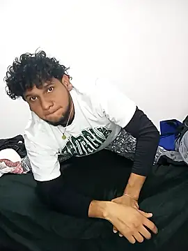 prototipoA45 online show from 01.14.26