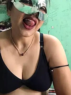 Piya Bakshi online show from 04.22.26