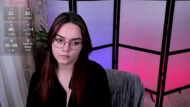 Lily  Evans online show from 12.04.25