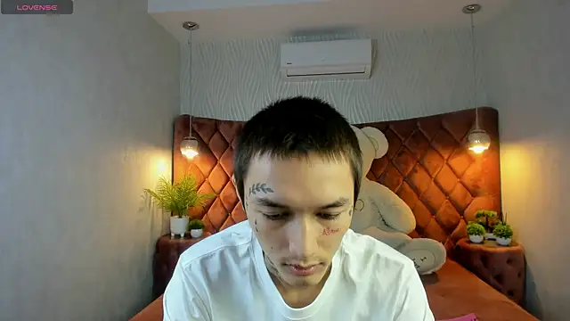 Ionarne online show from 11.30.25