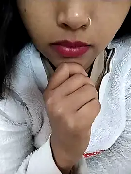Sexy Divya   online show from 12.18.25