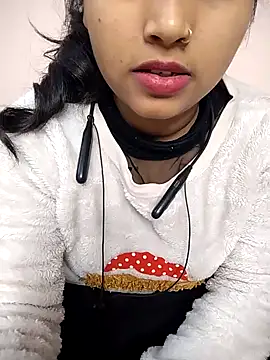 Sexy Divya   online show from 01.13.26