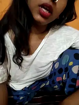 Sexy Divya   online show from 04.13.26