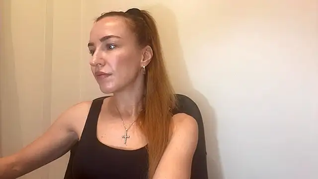 Nyxelia  online show from 12.04.25