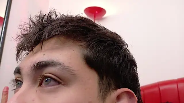 Valentin X online show from 11.19.25