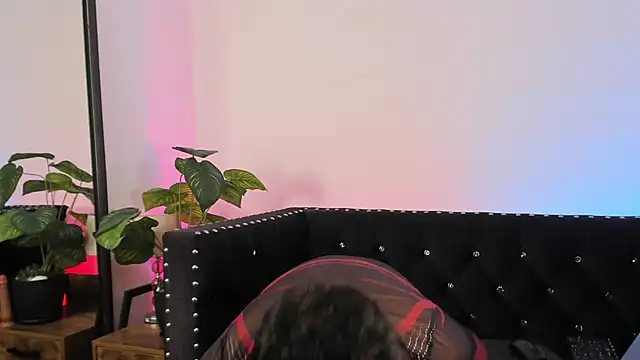 Valentin X online show from 11.26.25