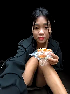 Lynly k2 online show from 11.18.25