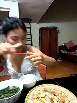 Lynly k2 online show from 03.03.26