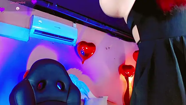 AnnaRouseQueen online show from 02.17.26