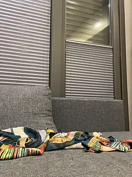 Snapshot of guneskuyucom chatting on 12.02.25 guneskuyucom online show from 12.02.25