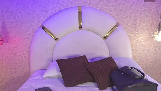 aria sm online show from 11.19.25