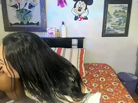 Snapshot of JUANBIGCOCK21CM chatting on 11.16.25 JUANBIGCOCK21CM online show from 11.16.25