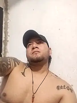 Snapshot of JHONNYACA28 chatting on 11.08.25 JHONNYACA28 online show from 11.08.25