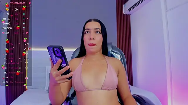 Amy Leah online show from 12.03.25