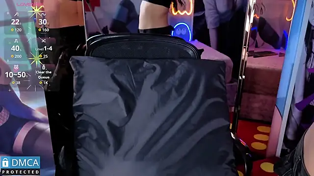 sofia sstonee  online show from 12.03.25