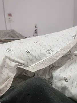 Sandar clegan online show from 12.21.25