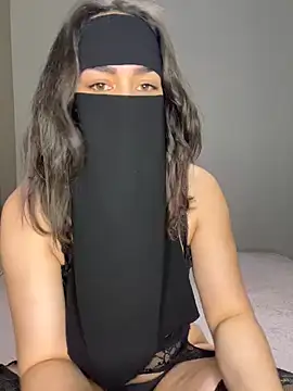 Snapshot of dinaaarich11 chatting on 03.28.26 dinaaarich11 online show from 03.28.26